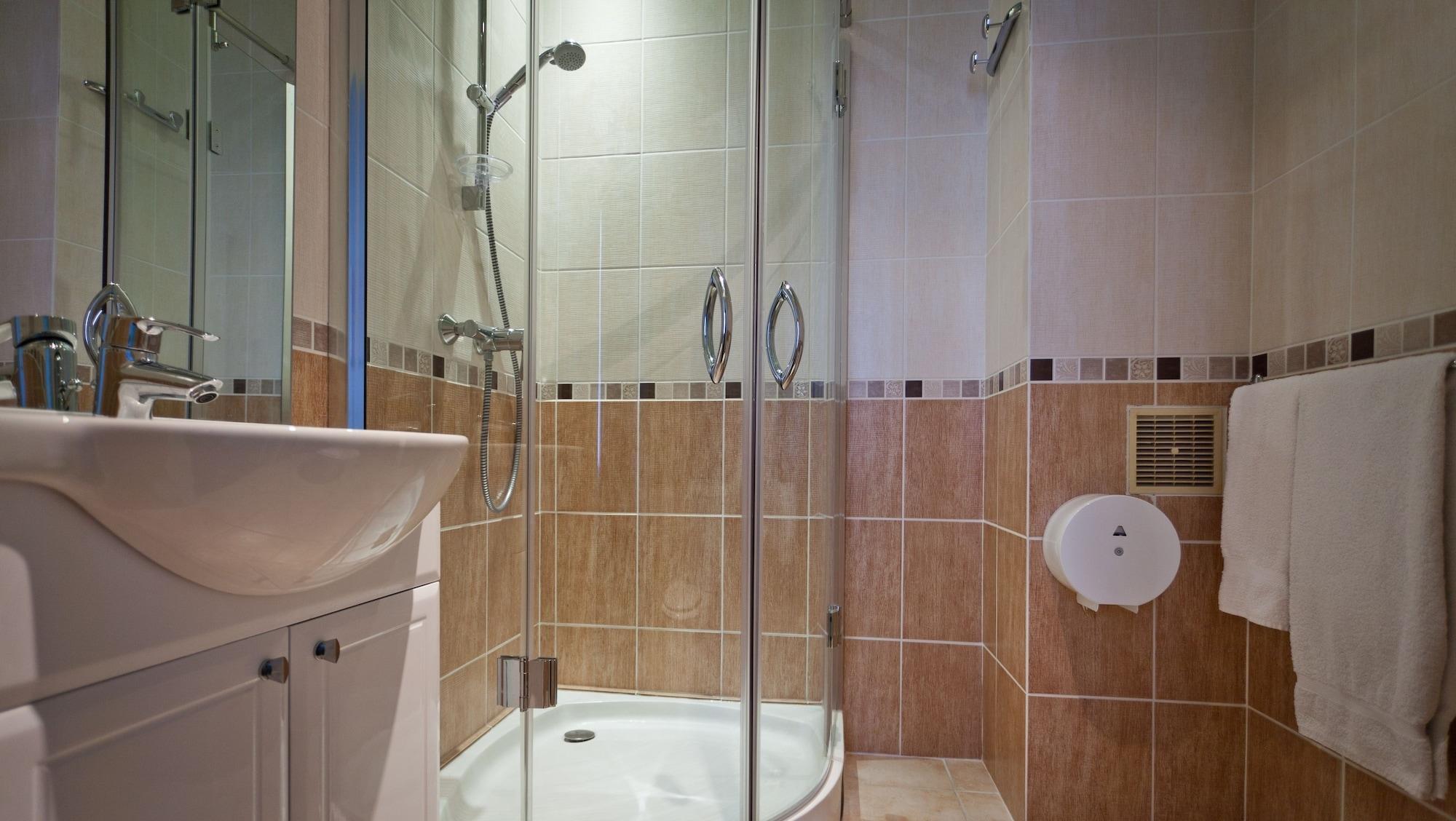 Le Clos D'alésia Hotel 3*