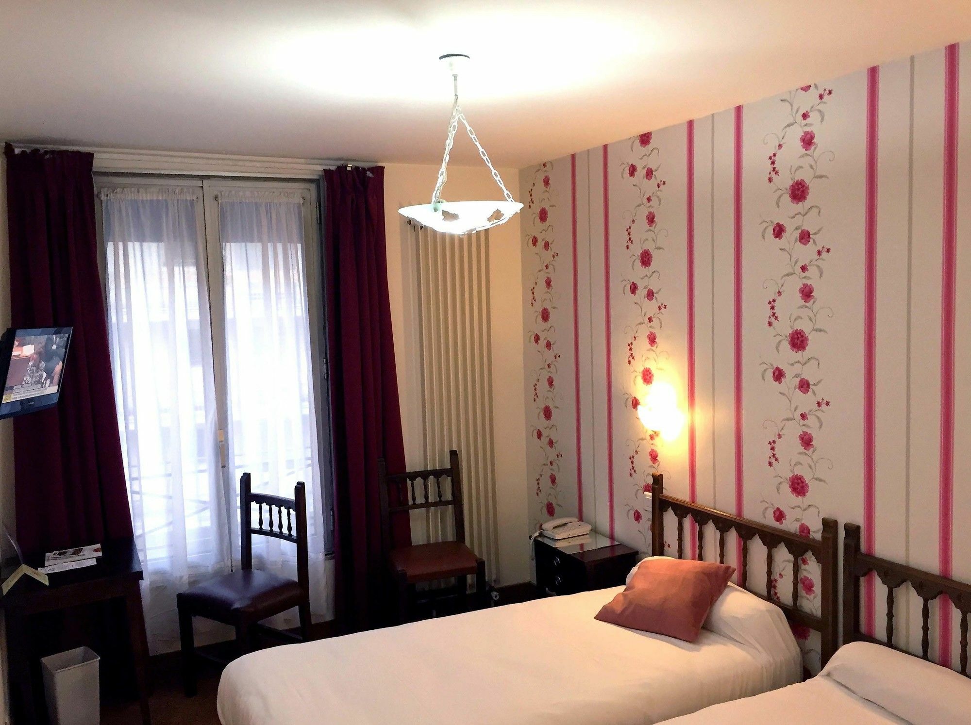 Le Clos D'alésia Hotel